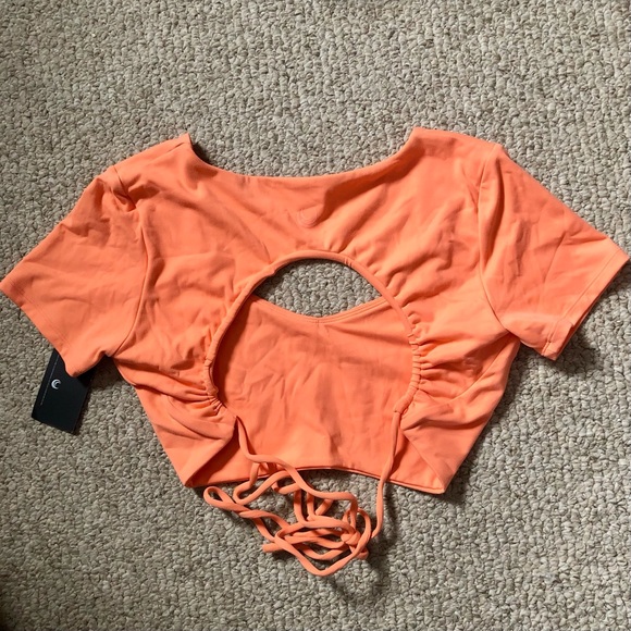 Lazuli Label Athletic Top - Picture 2 of 2